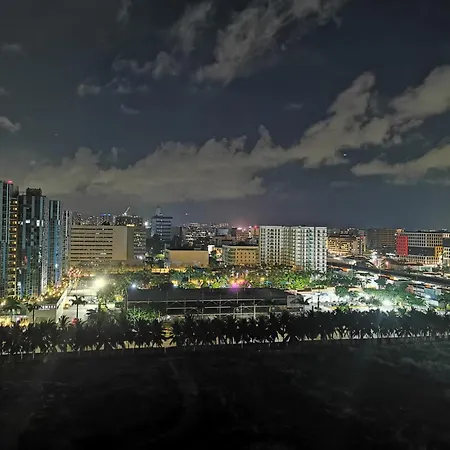 Mall Of Asia Shore Condo