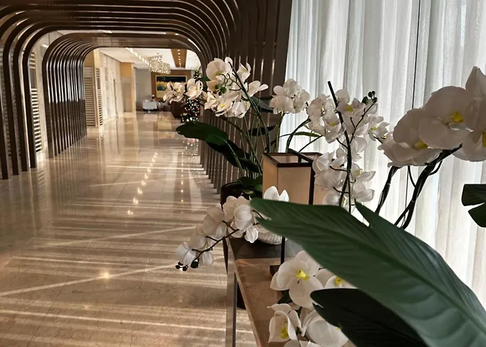 Mall Of Shore Aparthotel